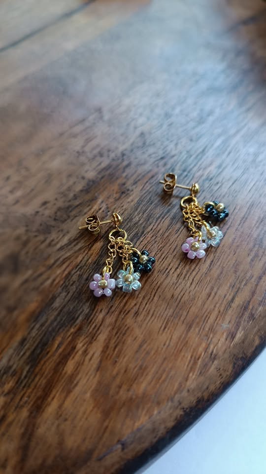 Boucles d'oreilles 3 fleurs