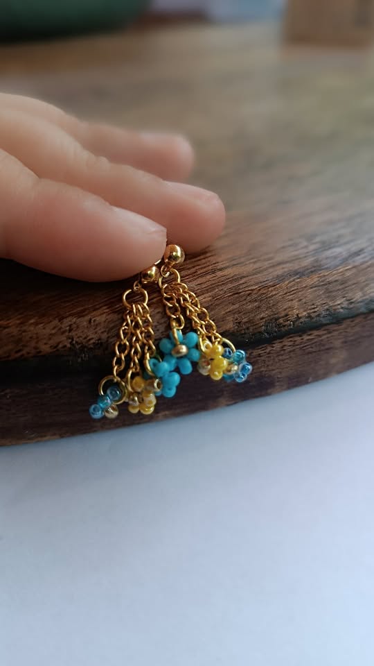 Boucles d'oreilles 3 fleurs