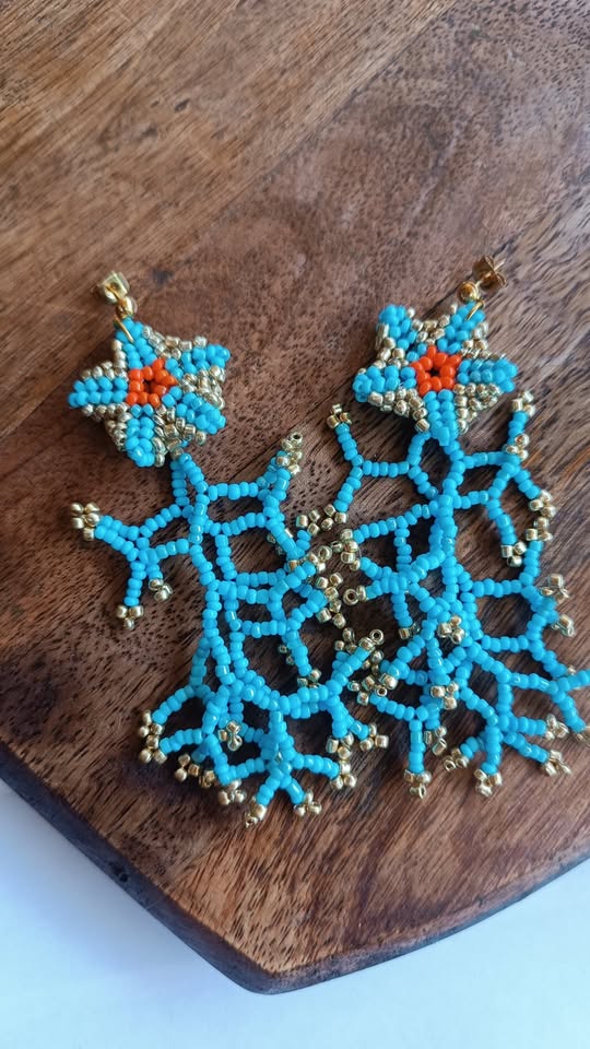 Boucles d'oreilles corail et étoile de mer